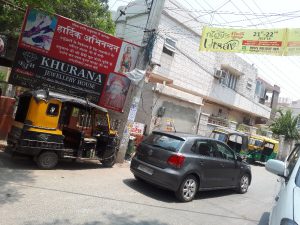 A quiet corner on an Amritsar street 