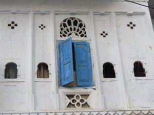 Walls, windows, Udaipur, Rajasthan